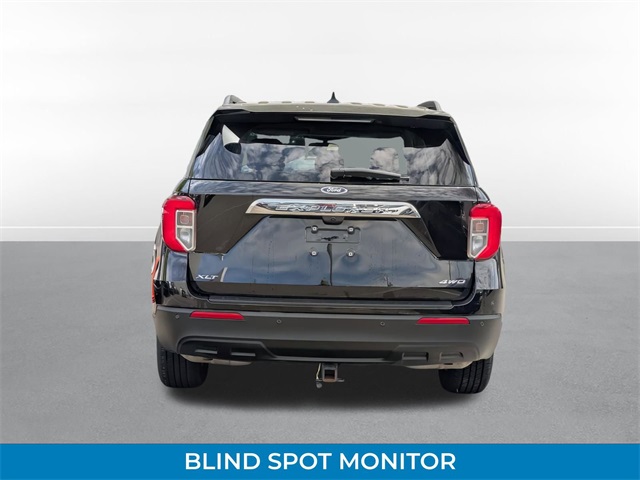 2023 Ford Explorer XLT photo 4