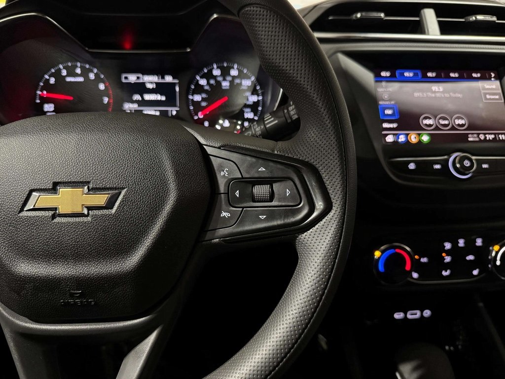 2023 Chevrolet Trailblazer LT photo 17