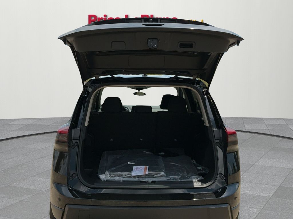2026 Nissan Rogue S photo 16