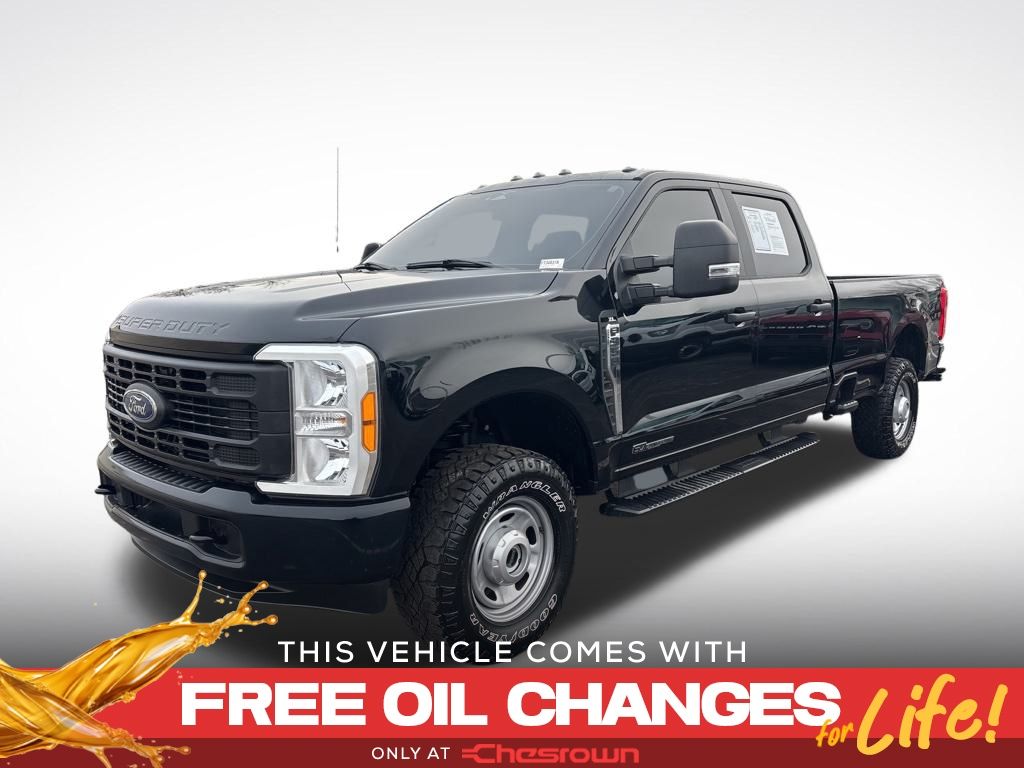 2023 Ford F-350 Super Duty XL's photo