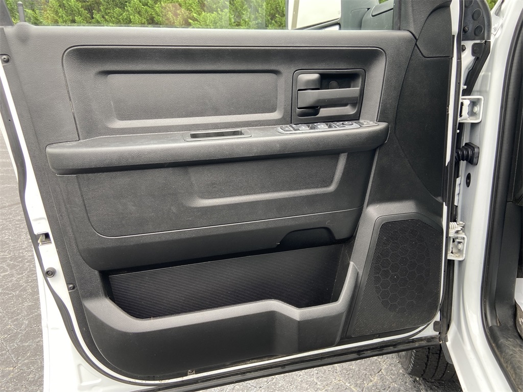 2024 Ram 2500 Tradesman photo 13