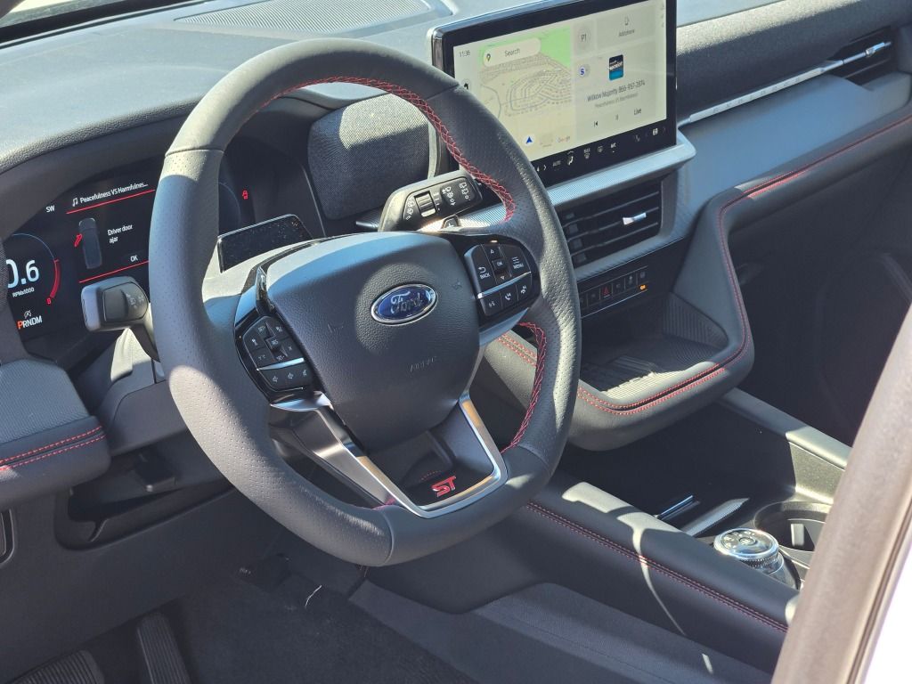 2025 Ford Explorer ST photo 25