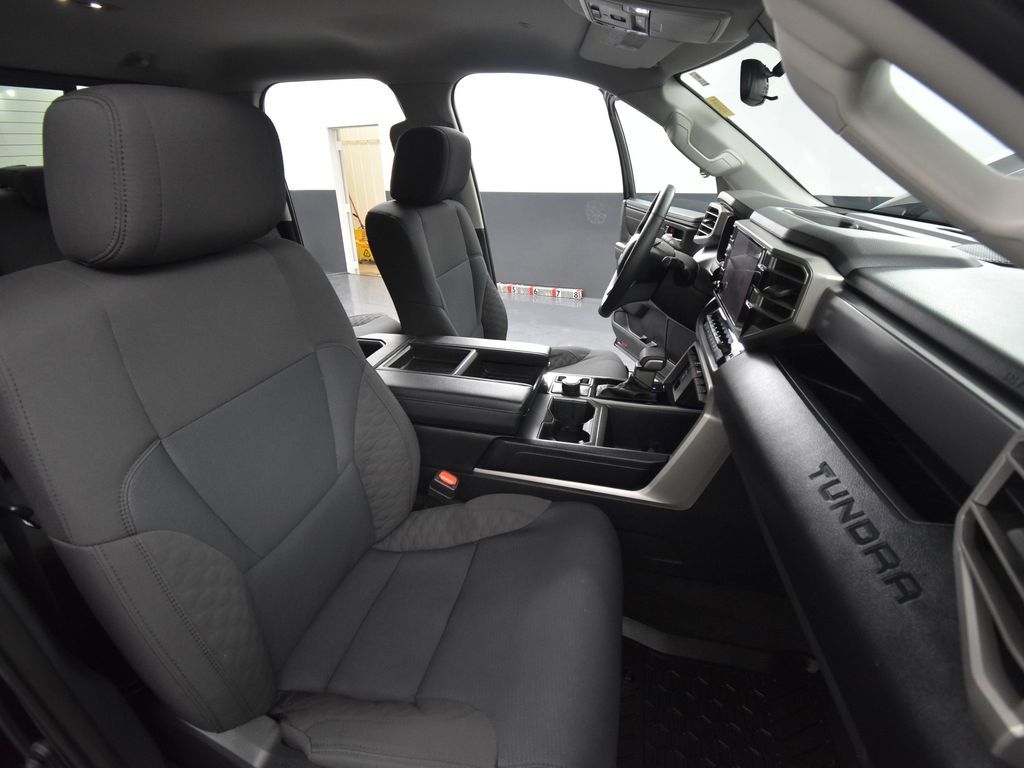 2023 Toyota Tundra SR5 photo 40