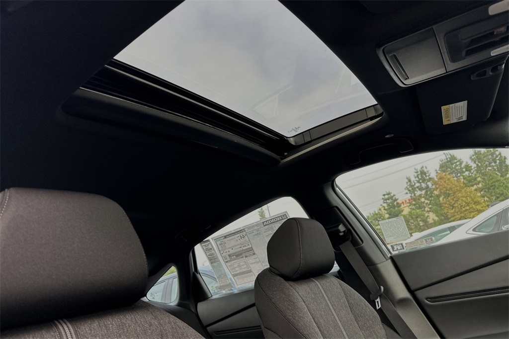 2025 Honda Accord Hybrid Sport photo 14