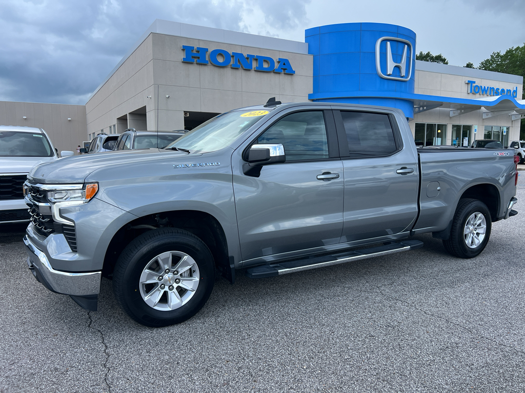 2023 Chevrolet Silverado 1500 LT's photo