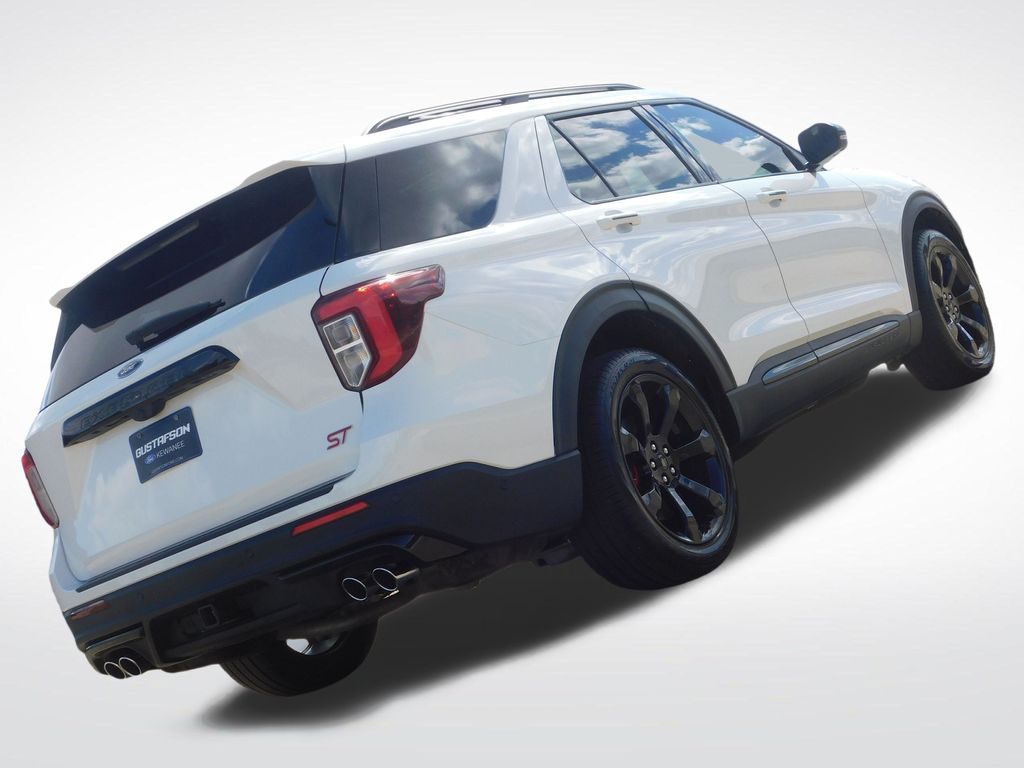 2021 Ford Explorer ST photo 8