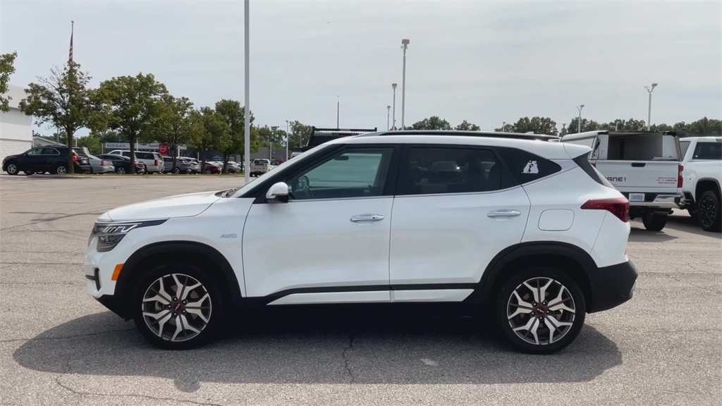 2023 Kia Seltos SX photo 4