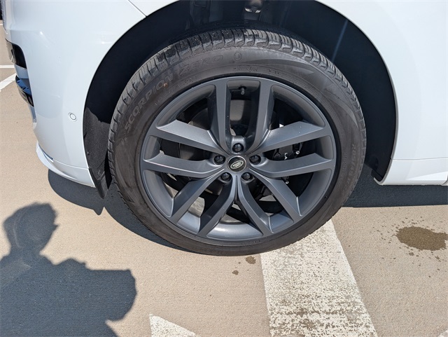 2024 Land Rover Range Rover Sport P400 Dynamic SE photo 3