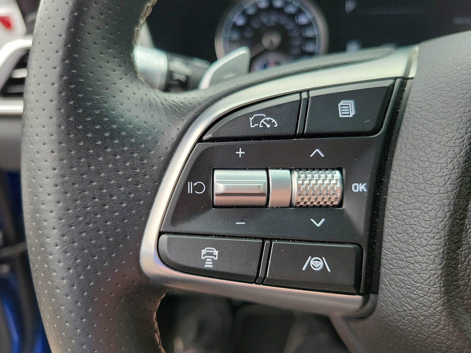 2025 Genesis G70 3.3T Sport Advanced photo 5