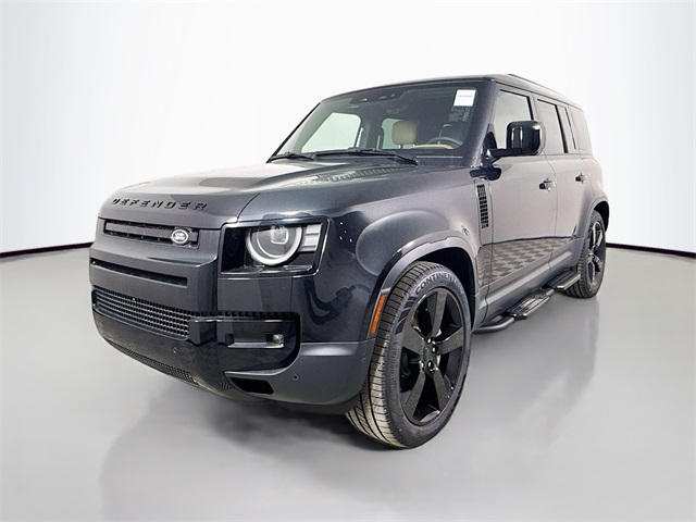 2026 Land Rover Defender S's photo