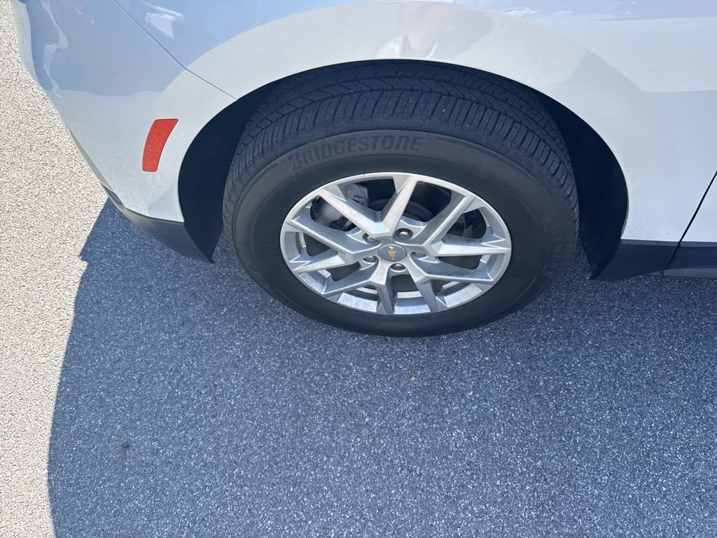 2022 Chevrolet Equinox LT photo 9