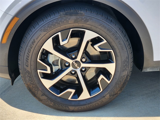 2023 Kia Sportage EX photo 9