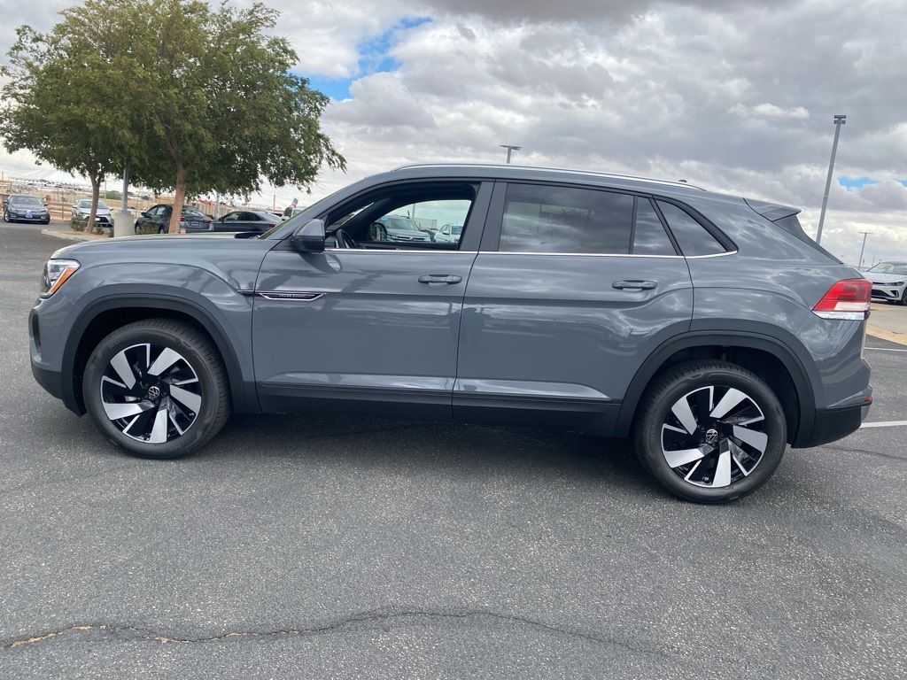 2026 Volkswagen Atlas Cross Sport SE Technology photo 2