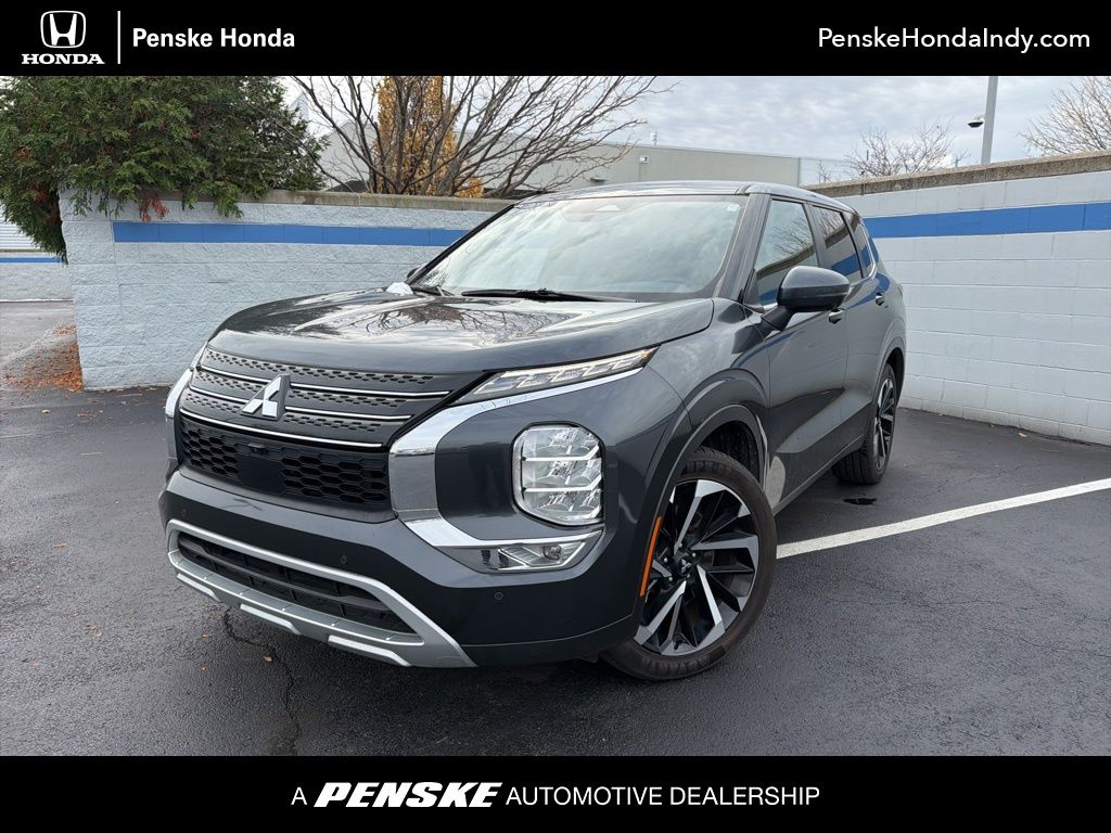 2024 Mitsubishi Outlander SE