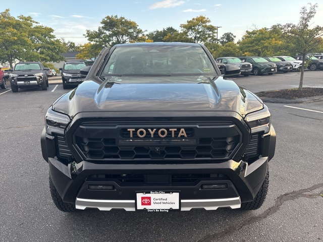 2025 Toyota Tacoma Trailhunter photo 8