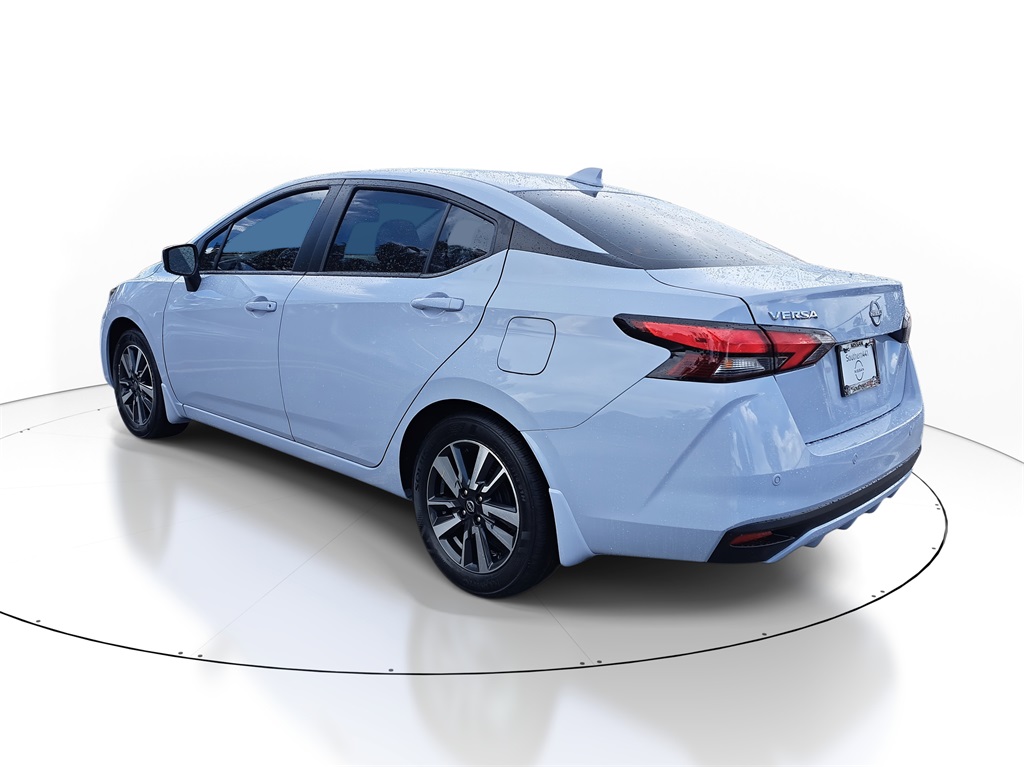 2025 Nissan Versa 1.6 SV photo 5