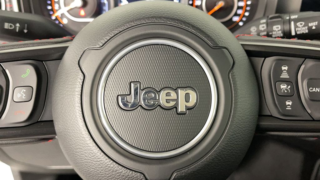 2025 Jeep Wrangler Rubicon photo 27