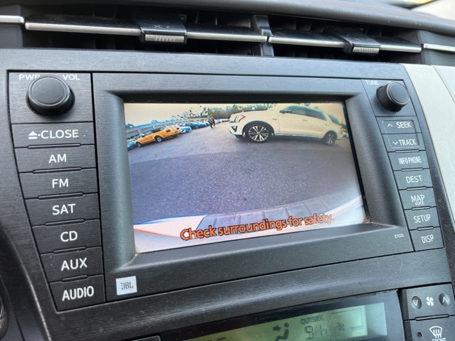 2011 Toyota Prius Three photo 23