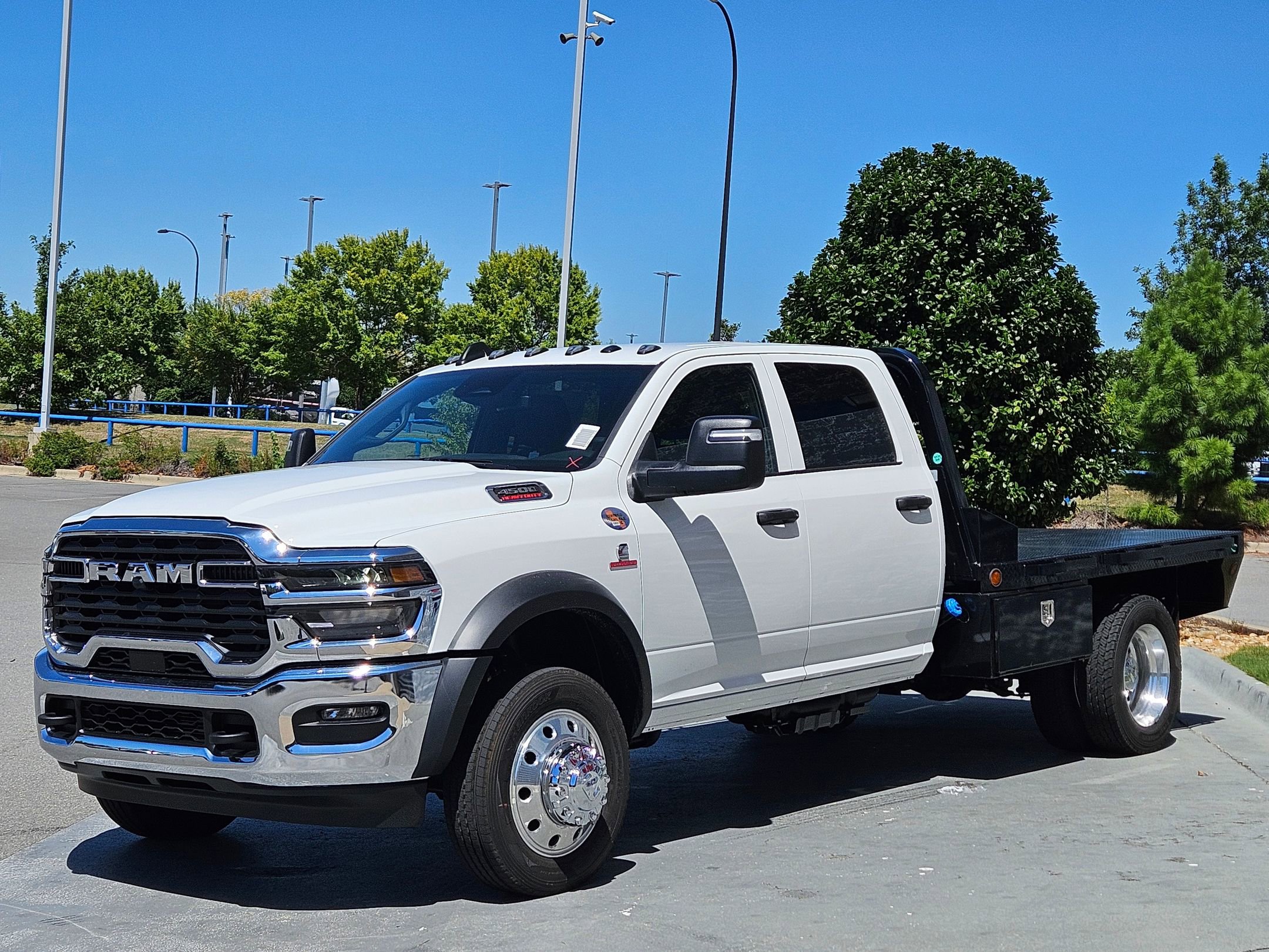 2026 Ram 4500 Tradesman photo 3