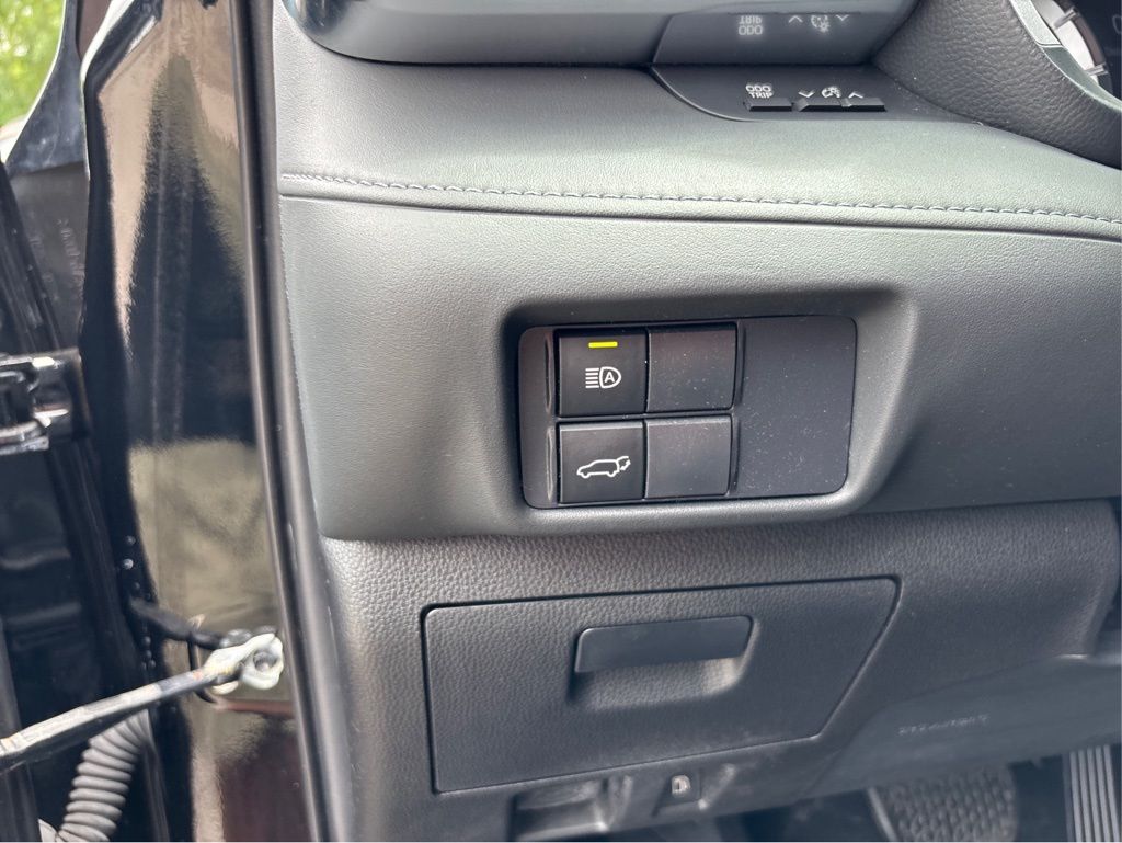 2021 Toyota Highlander XSE photo 27