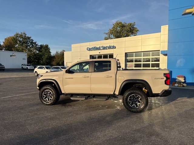 2026 Chevrolet Colorado ZR2 photo 3