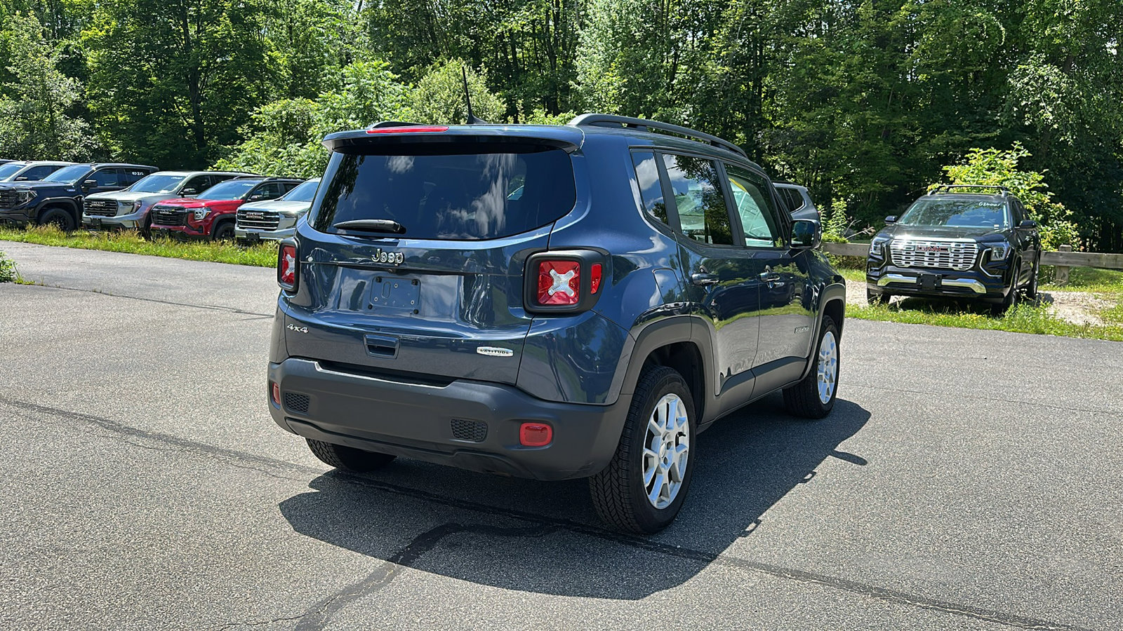2021 Jeep Renegade Latitude photo 3