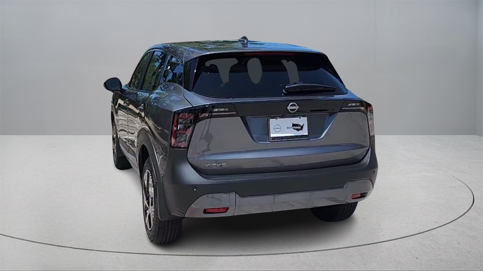 2025 Nissan Kicks SV photo 4