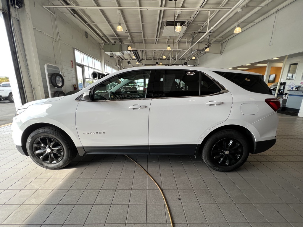 2020 Chevrolet Equinox LT photo 4