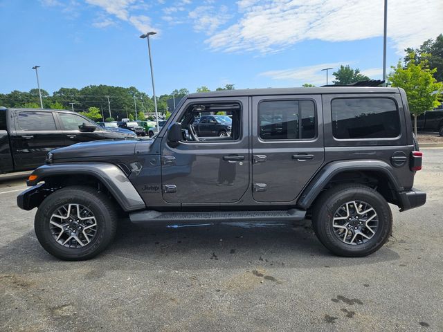 2025 Jeep Wrangler Sahara photo 2