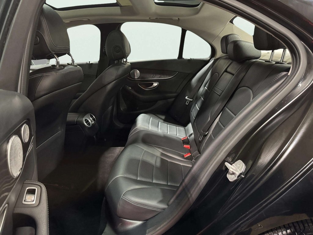 2015 Mercedes Benz C 300 4MATIC photo 23