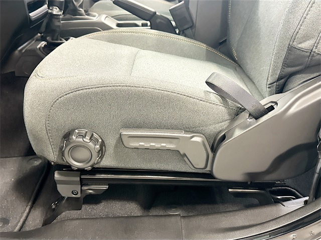 2025 Jeep Wrangler Sport photo 14