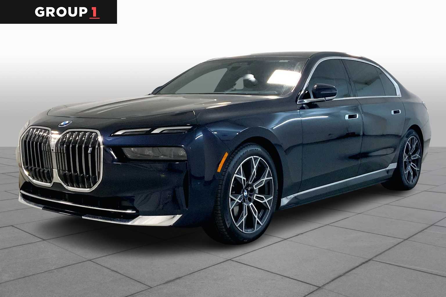 2025 BMW i7 60's photo