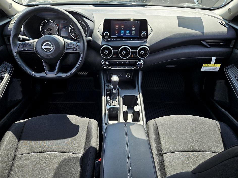 2025 Nissan Sentra S photo 10