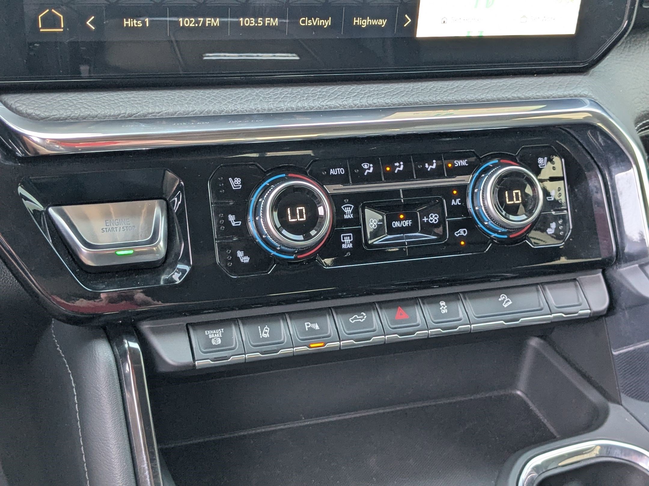 2024 Gmc Sierra 3500 HD Denali photo 20