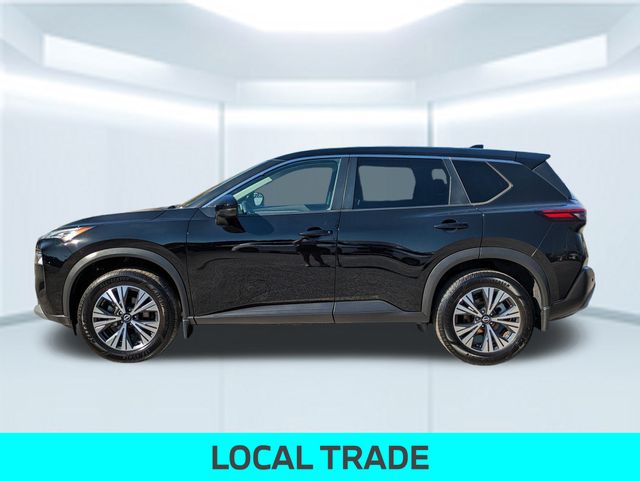 2022 Nissan Rogue SV photo 2