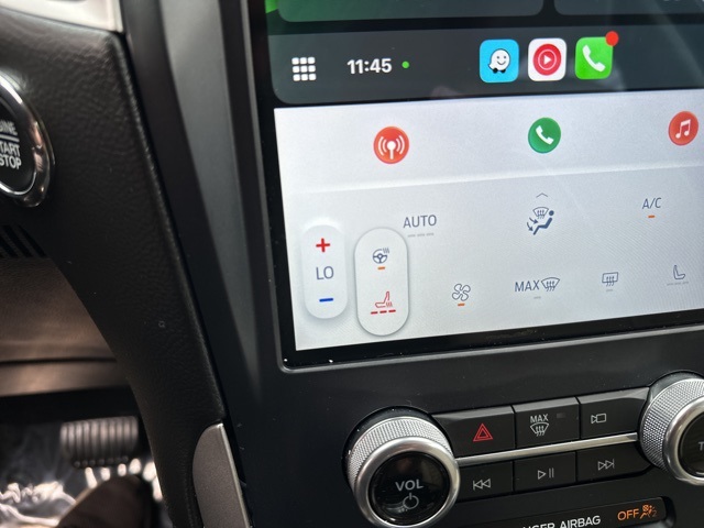 2022 Ford Edge SEL photo 12