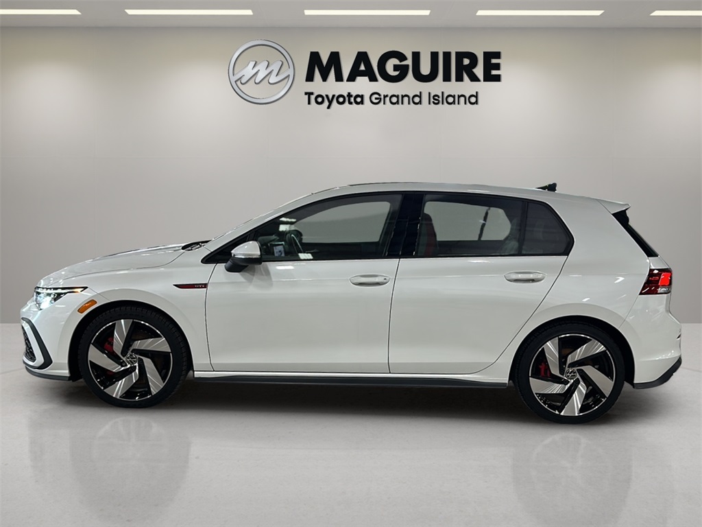 2022 Volkswagen Golf GTI SE photo 3