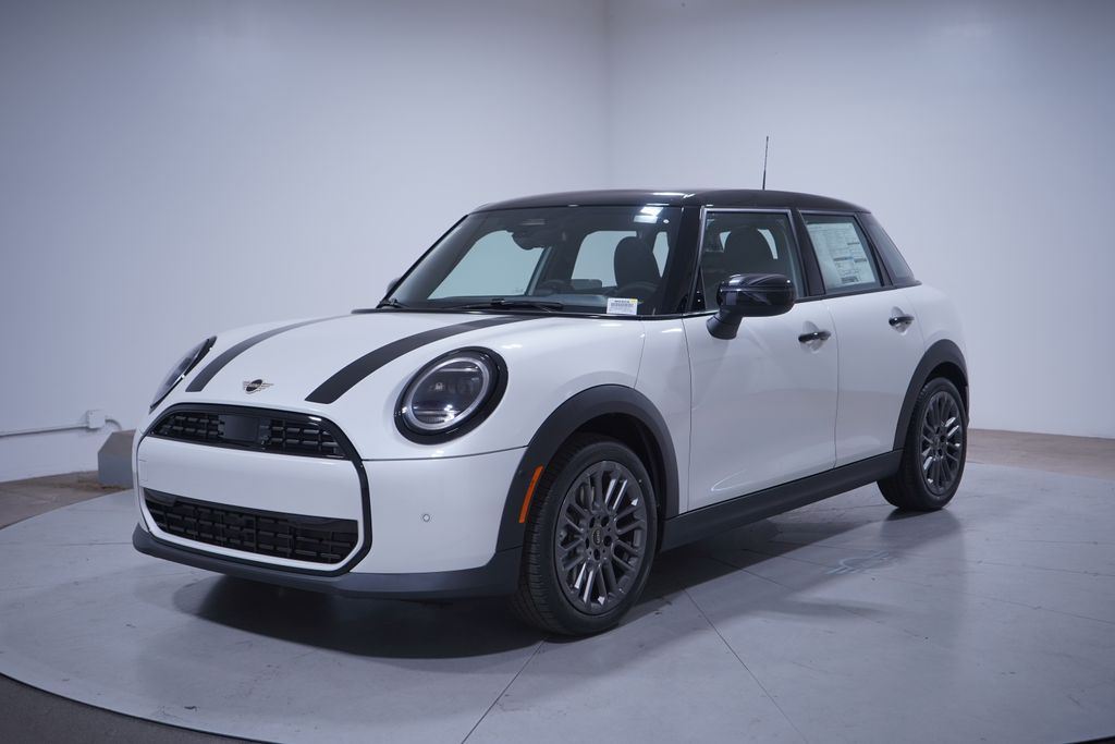 2026 MINI Hardtop 4 Door's photo