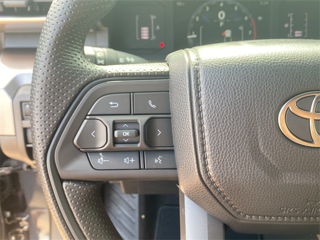 2025 Toyota Tacoma SR5 4x4 Double Cab photo 19