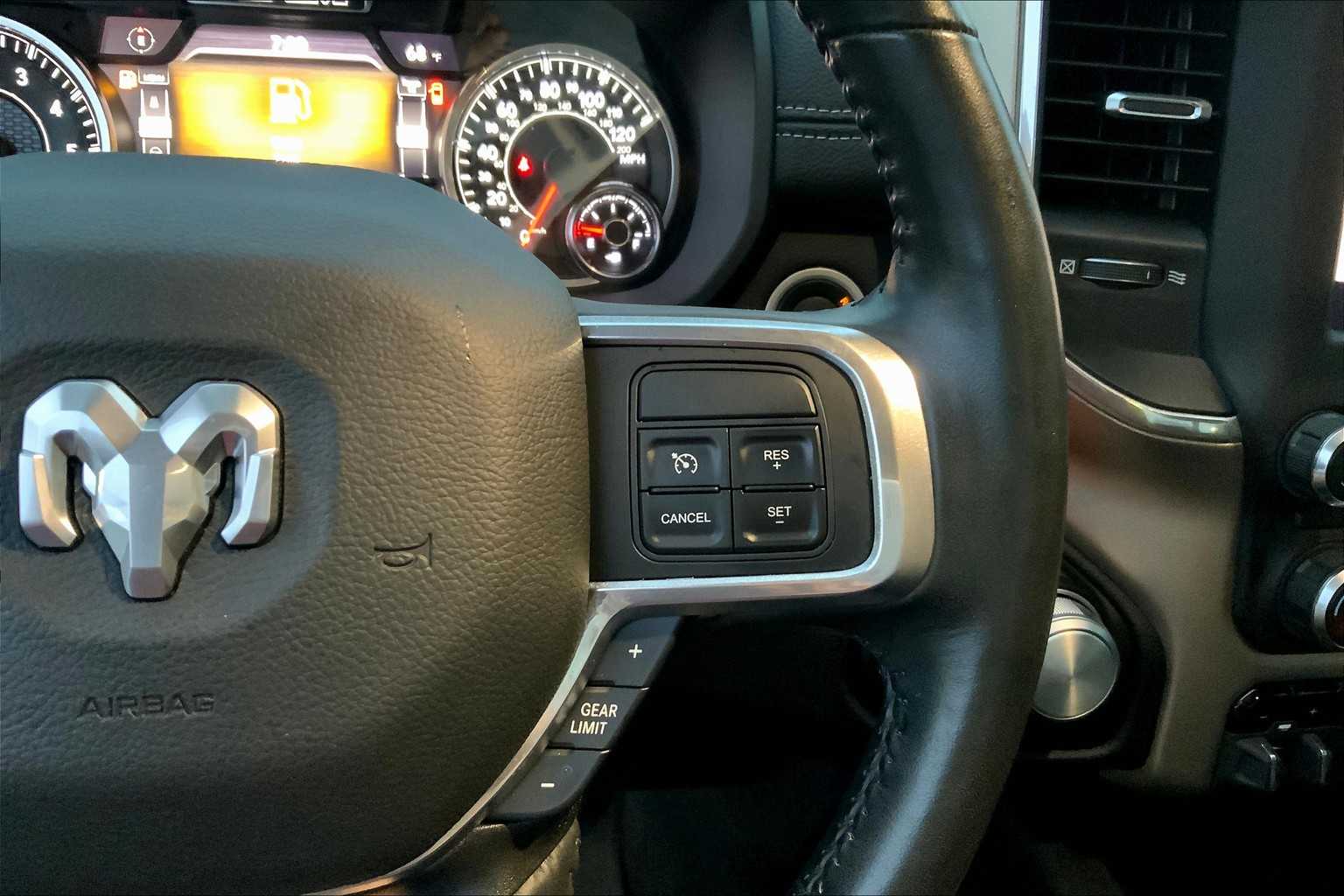 2022 Ram 2500 Laramie photo 21