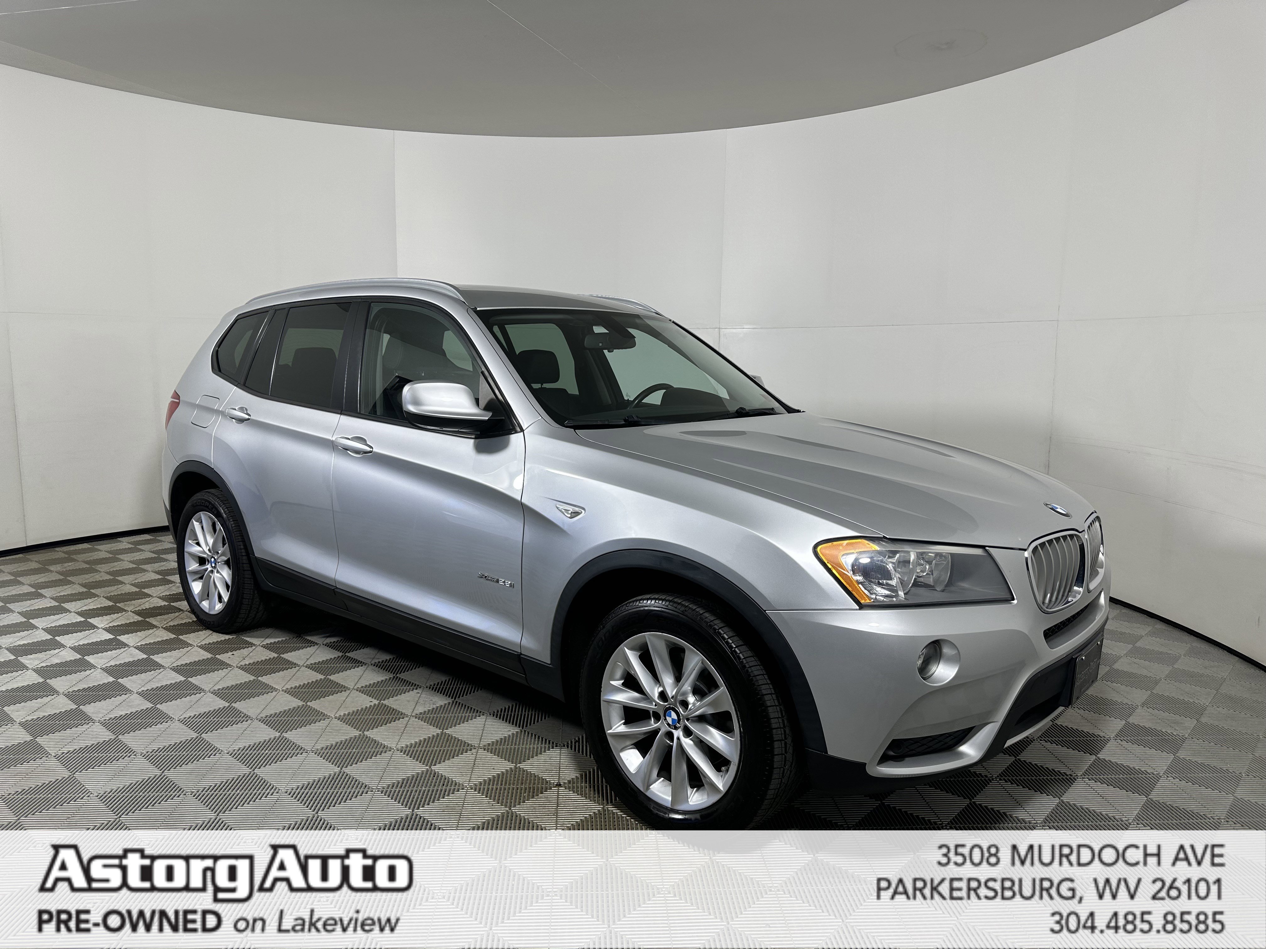 2013 BMW X3 xDrive28i's photo