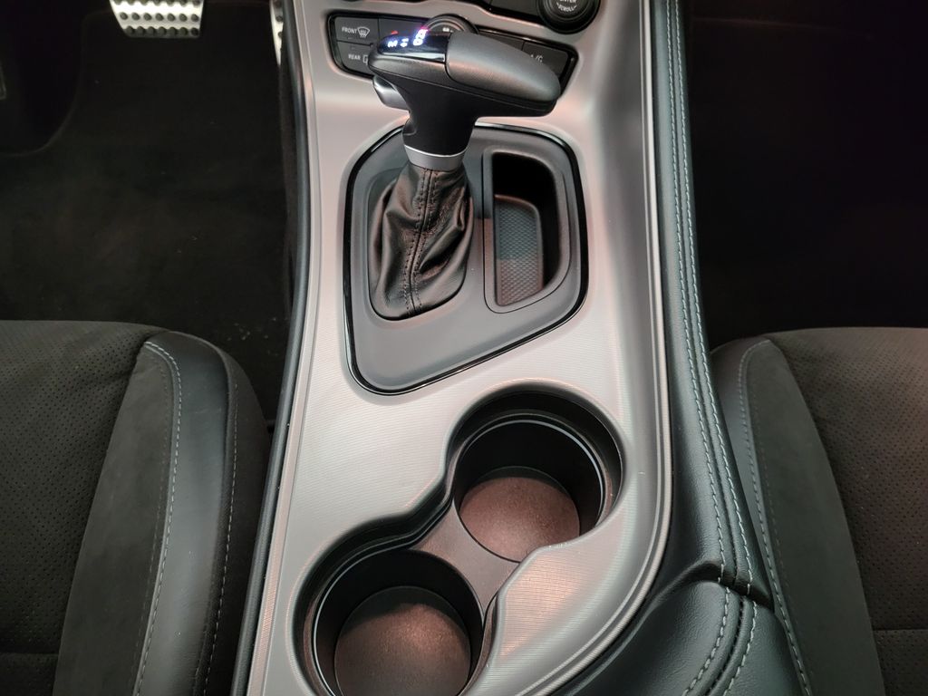 2023 Dodge Challenger R/T photo 18