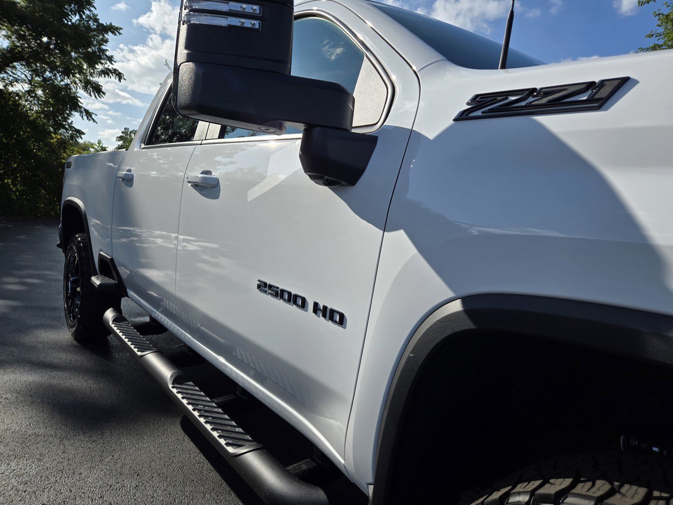 2025 Chevrolet Silverado 2500HD LT photo 23
