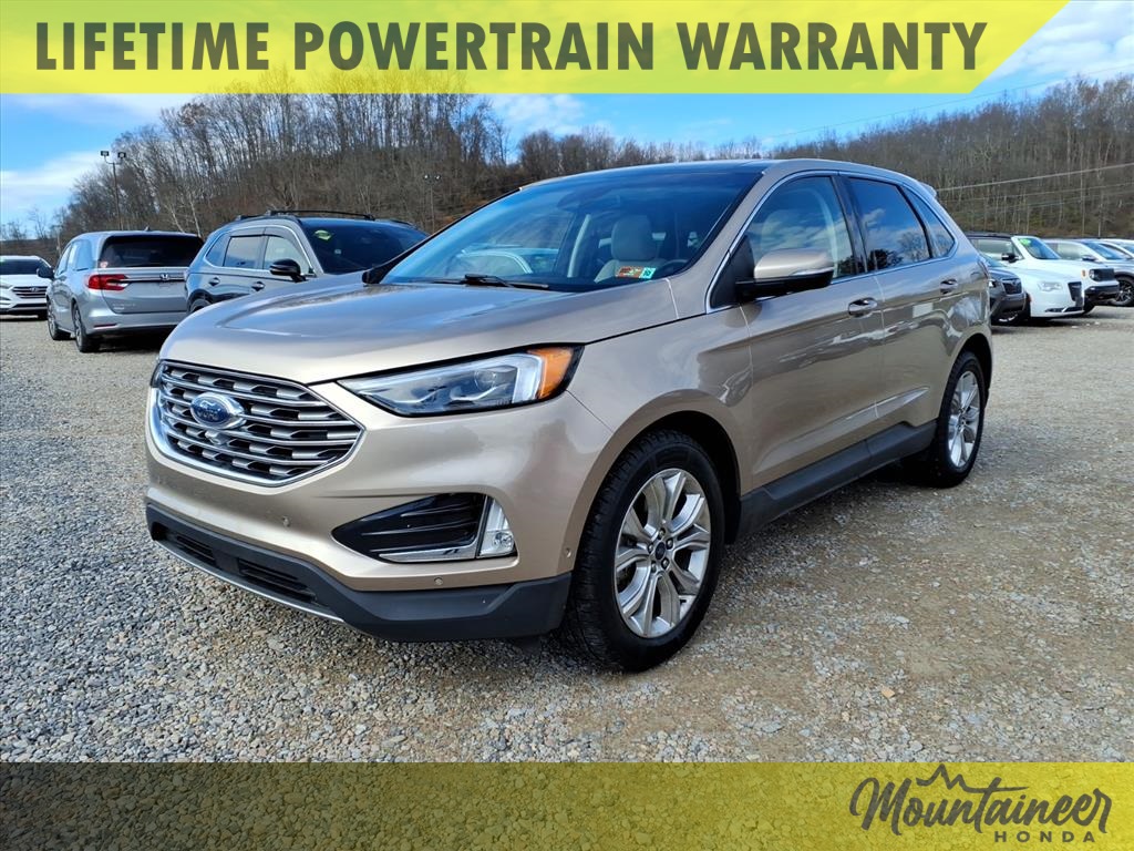 2020 Ford Edge Titanium photo 3