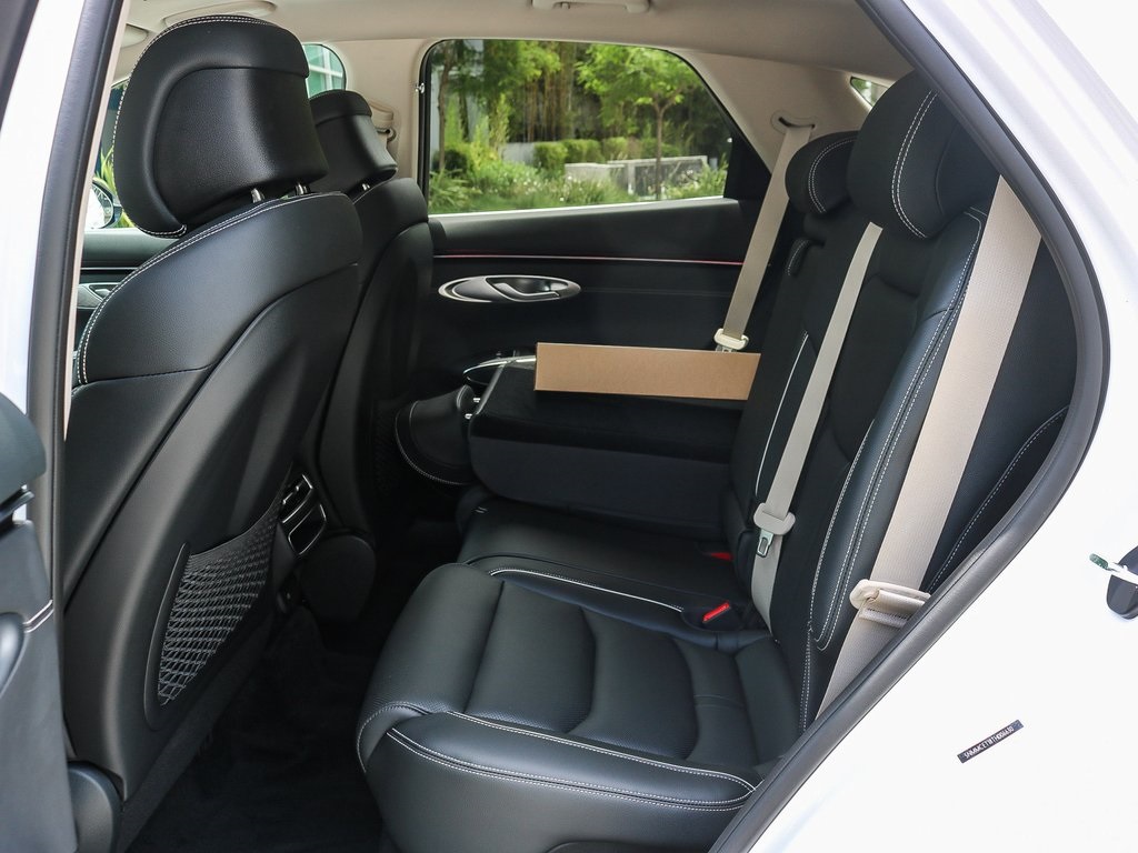 2026 Genesis Electrified GV70 photo 15