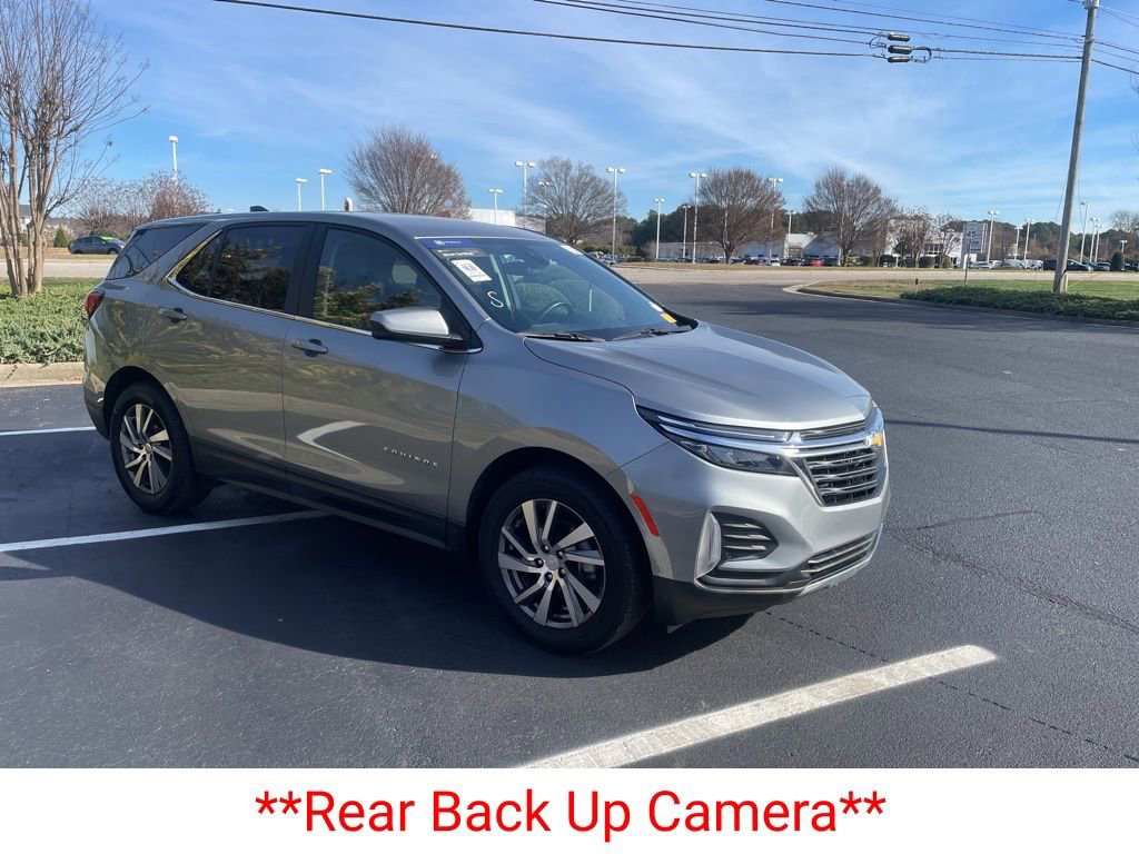 2024 Chevrolet Equinox LT photo 3