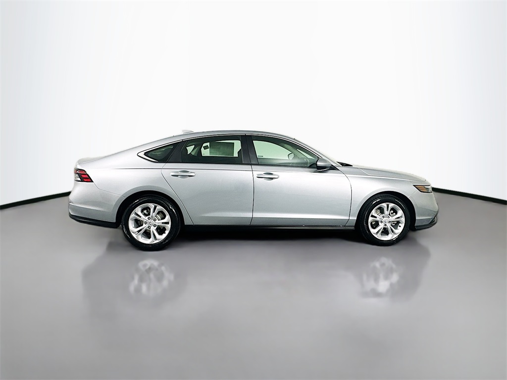 2025 Honda Accord 1.5T LX photo 8