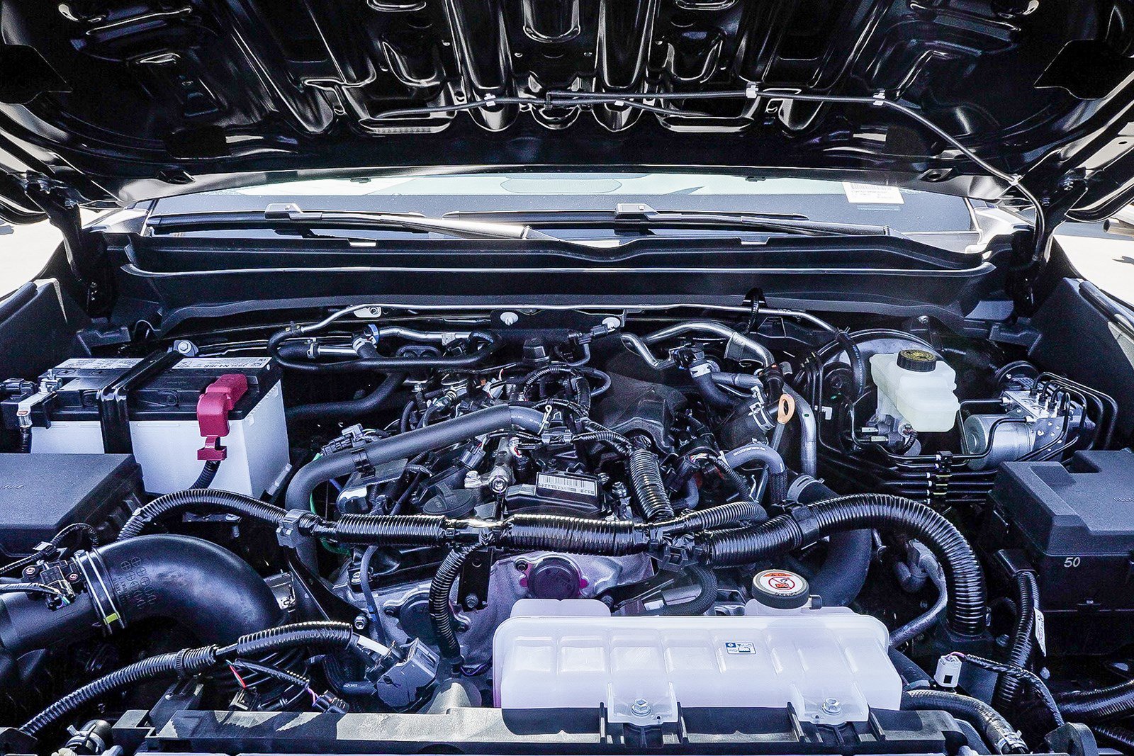 2025 Toyota Tacoma SR5 photo 13