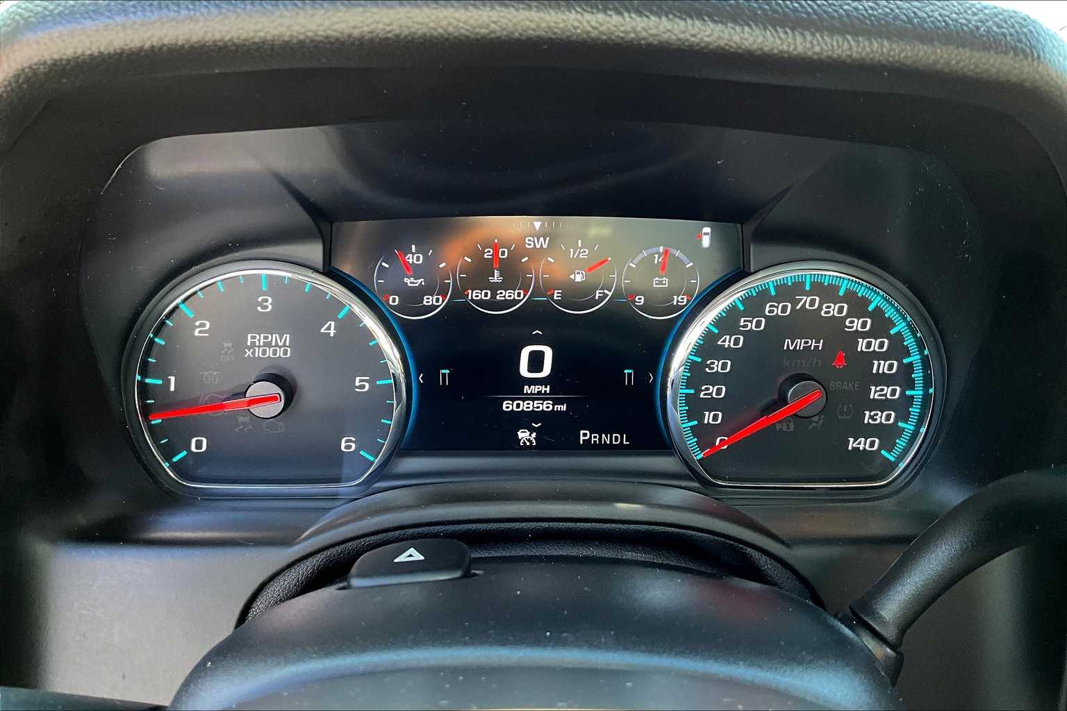 2019 Chevrolet Suburban Premier photo 24