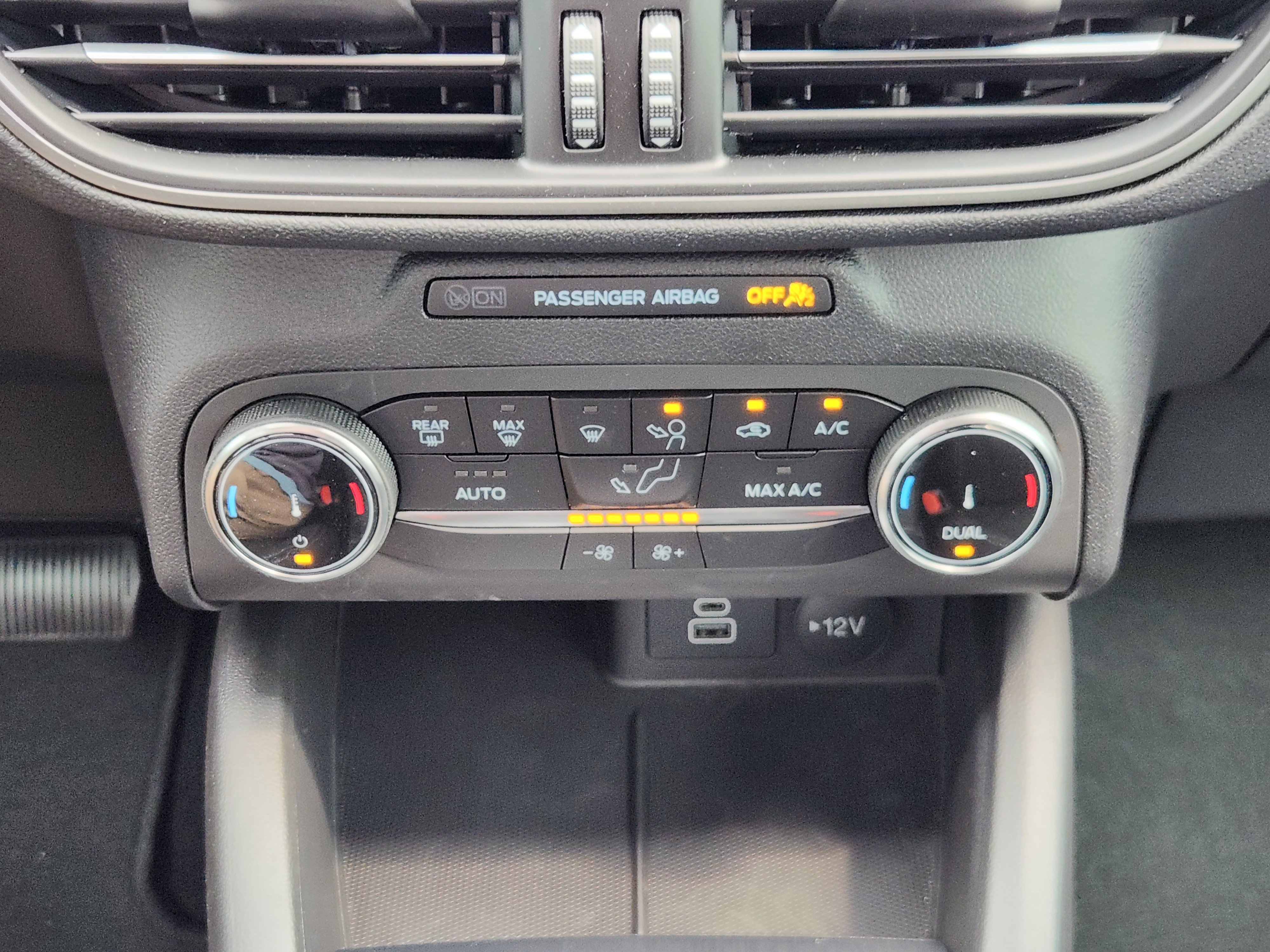 New 2025 Vapor Blue Metallic Ford Active image 13